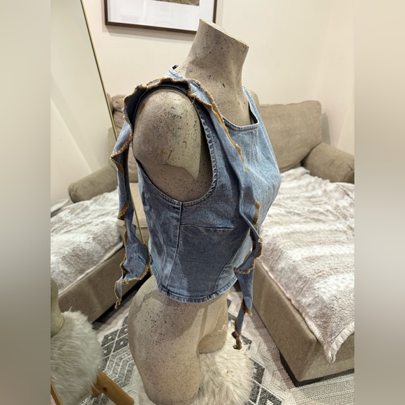 Forever 21 Denim Sleeveless Top with Fringe Detail - Picture 3 of 6